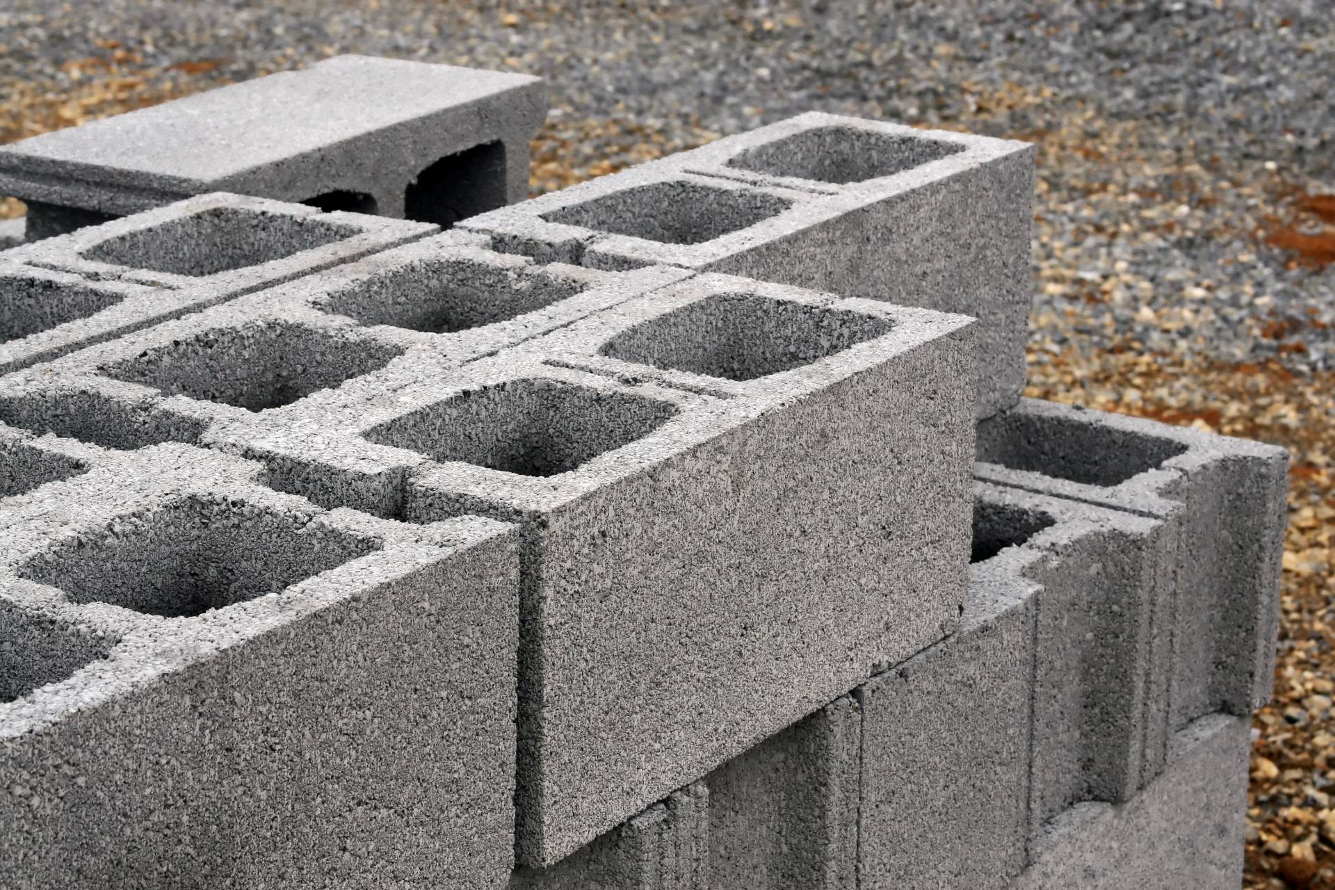 image of cinder block on masonry job site
