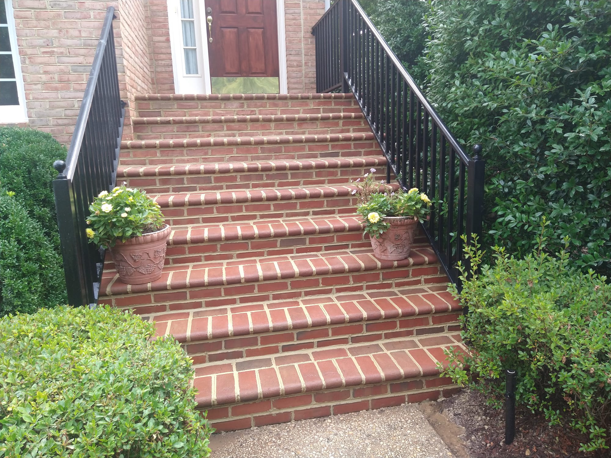 Front Steps with Rounded Brick Lip